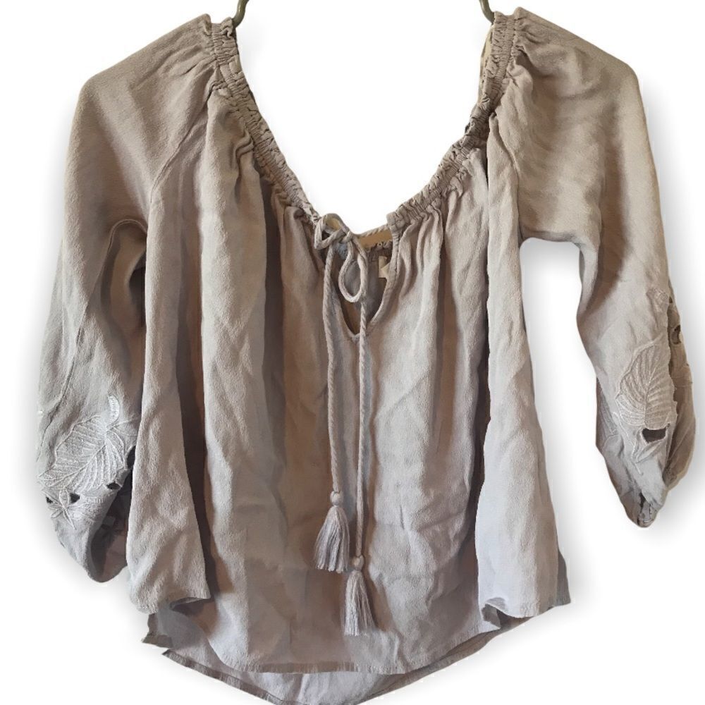 3/$15 ASTR 3/4 sleeve with floral embroidery dress blouse peasant top (T8)